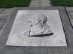 Caesar plinth
